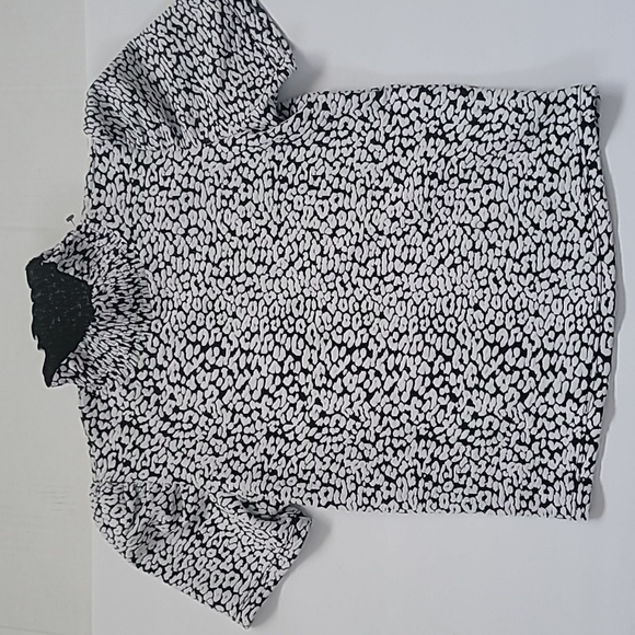 Zara High Neck short Sleeve Crop Top Size S - Picture 4 of 9